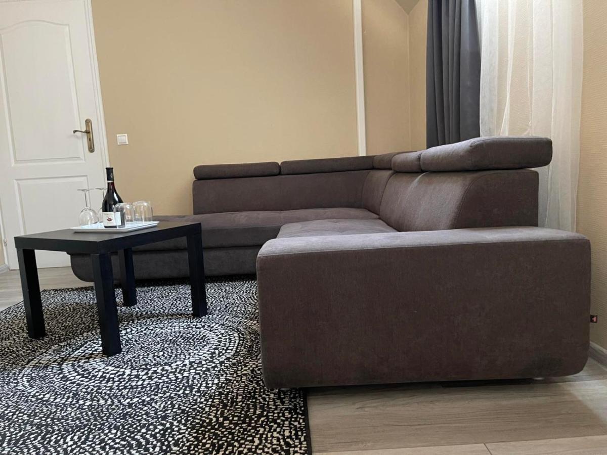 Vegvari Hotel Еґер Екстер'єр фото