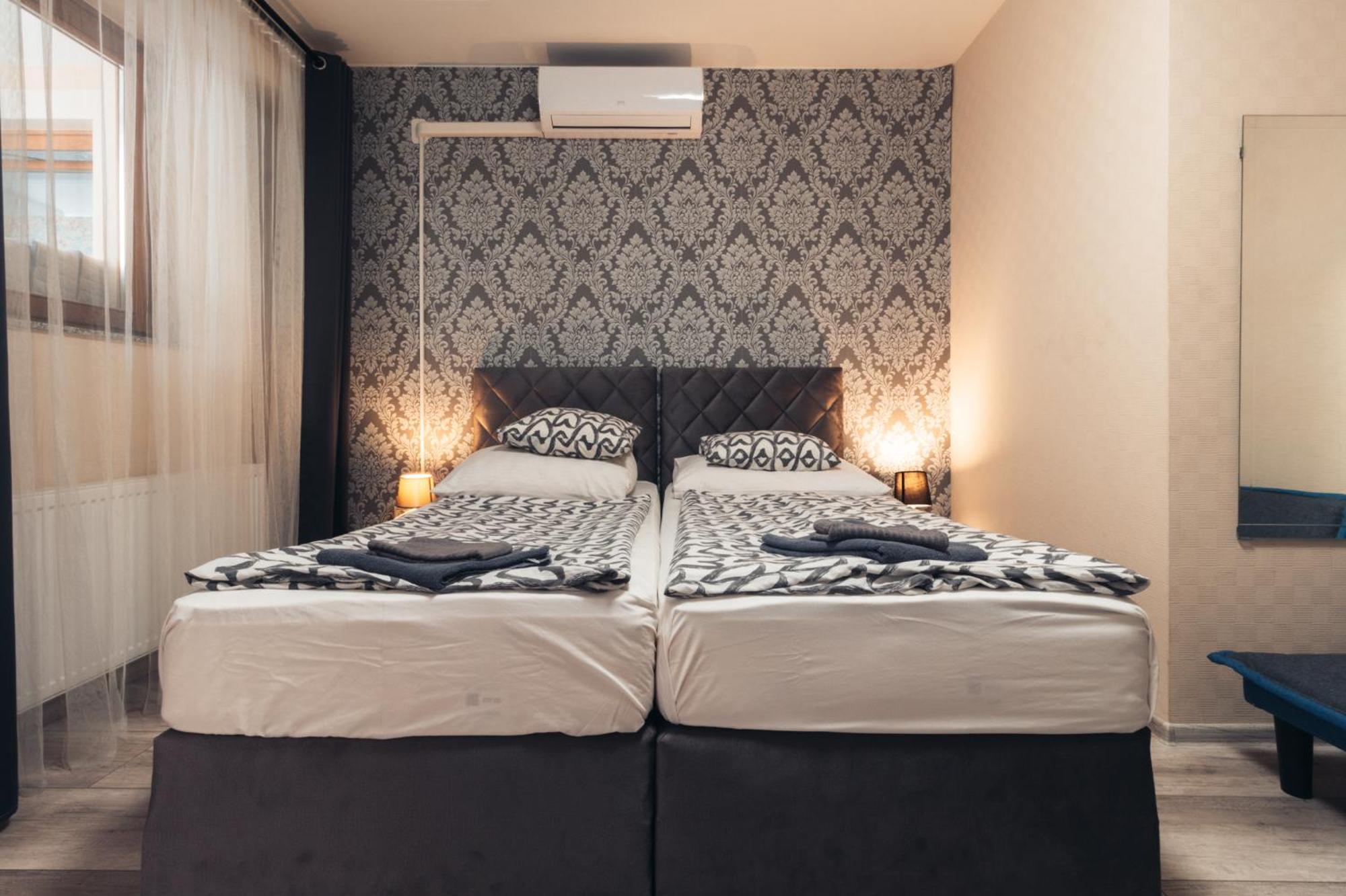 Vegvari Hotel Еґер Екстер'єр фото