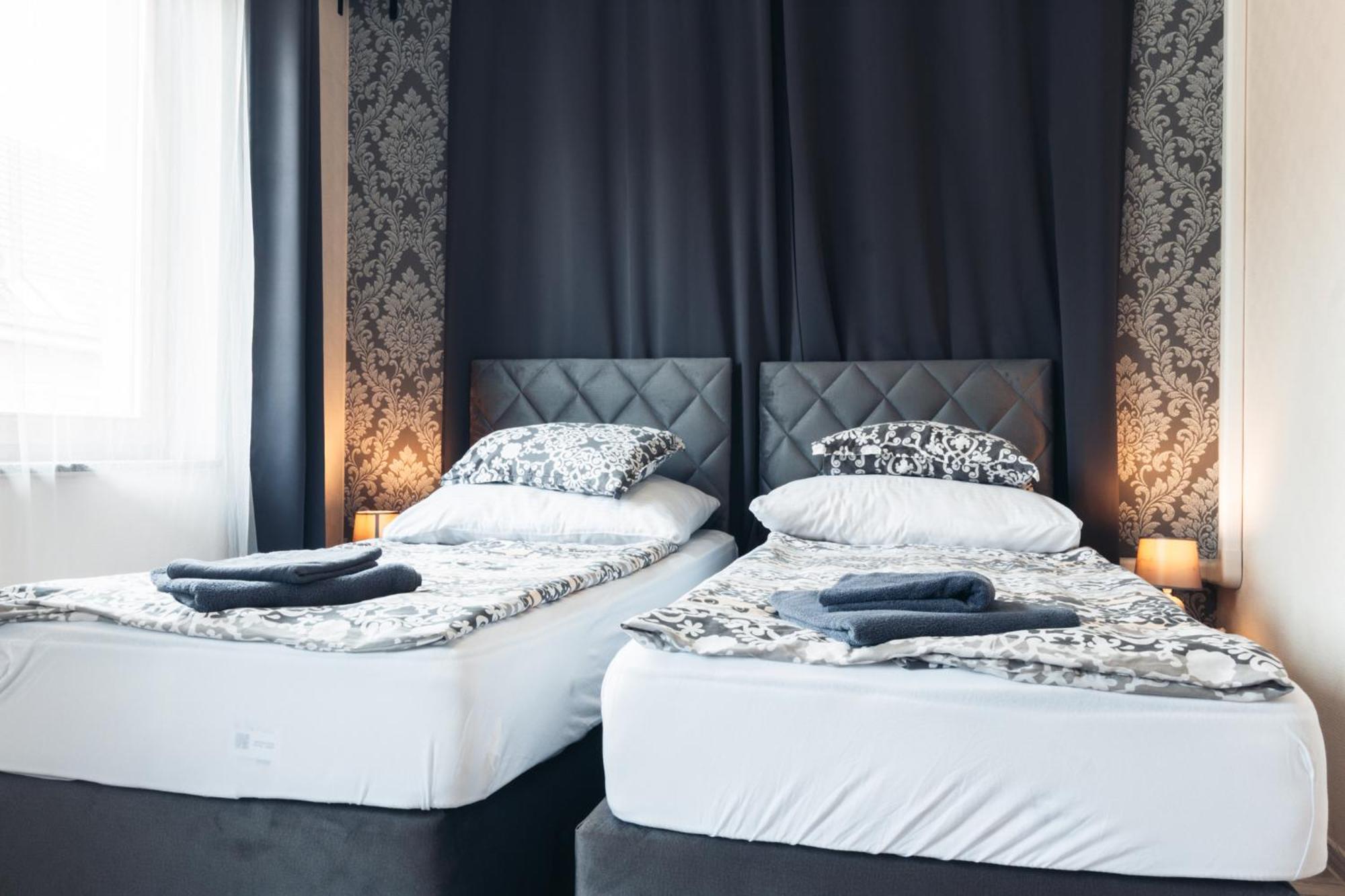 Vegvari Hotel Еґер Екстер'єр фото
